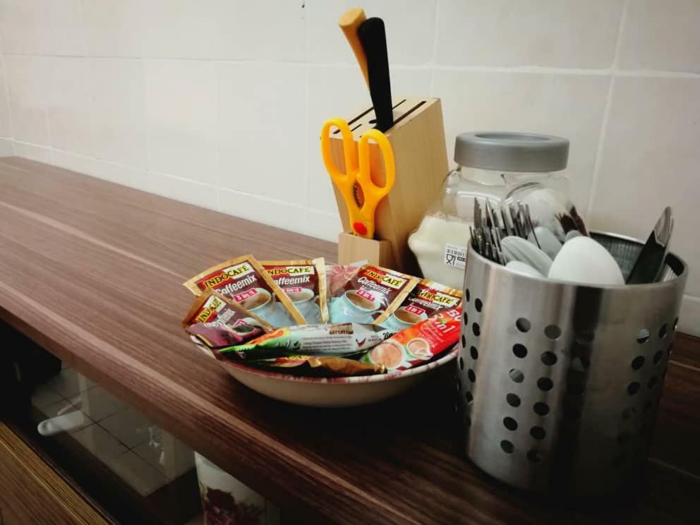 A1-04-03 Damiana Apartment Танджунг Малим Екстериор снимка