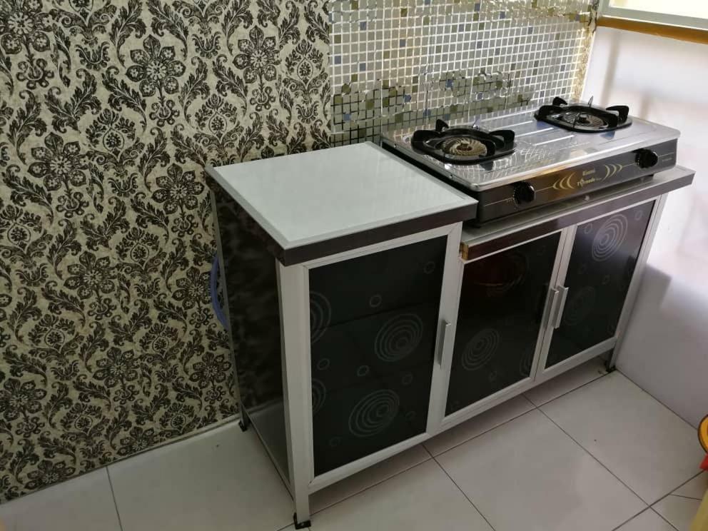 A1-04-03 Damiana Apartment Танджунг Малим Екстериор снимка